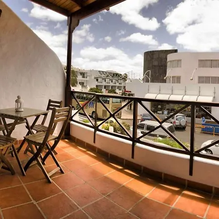 Puerto Del Carmen Sleeps 4 Wifi Апартаменты Пуэрто дель Кармен